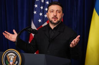O presidente ucraniano, Volodymyr Zelensky, disse que os negociadores ucranianos 'continuam a se comunicar com o lado americano'
